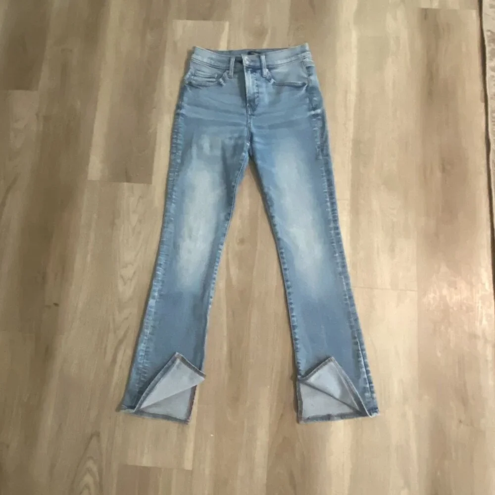 Express Mid Rise Flare Jeans Light Wash Size 4 Short Petite Vent Hem - Picture 3 of 11